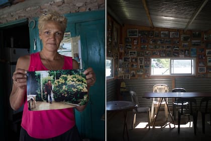 Andrea, la hija de Miguel, con una foto de su padre de joven.