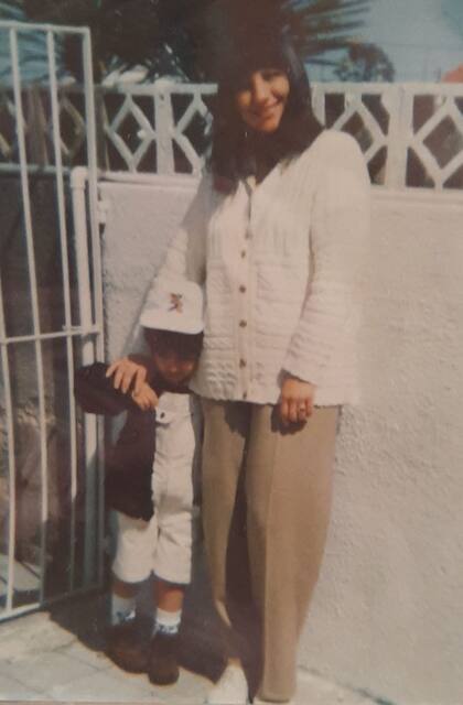 Andrea quedó embarazada, el contexto no era el mejor pero siguió adelante. El nacimiento fue un momento de alegría que pronto se vio opacado por un hecho inesperado.