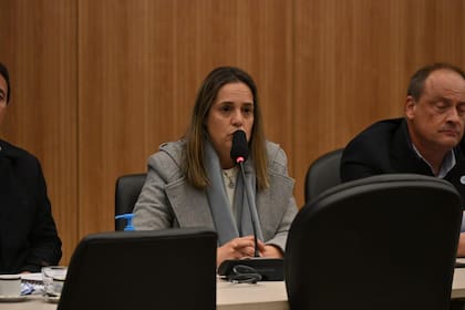 Andrea Sarnari, presidenta de FAA, durante el discurso