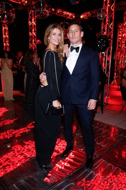 Andrea "Tucu" Martínez, con un Hublot, junto a Agustín Estrada