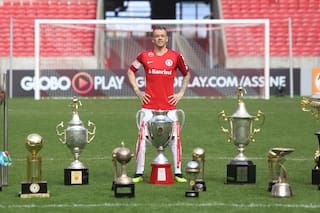 Un contrato express en Brasil para retirarse del fútbol profesional a los 40 años