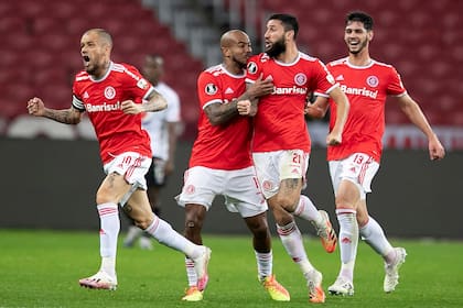 Andrés D´Alessandro y un festejo en Inter; el ex River es ídolo histórico en el Colorado