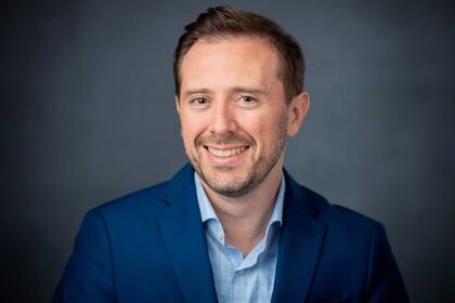 Andrés Echevarría es abogado, licenciado en EEUU y Argentina, especializado en asesoramiento migratorio.