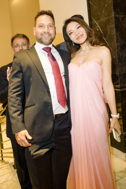 Andrés Felipe Durán y la empresaria china Snowi Li, muy amiga de Tai.