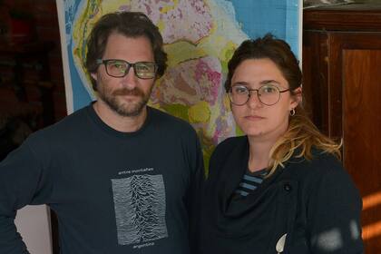 Andrés Folguera y Ana Astort, investigadores de la Universidad de Buenos Aires