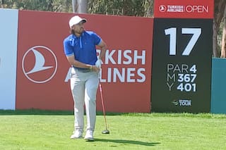 Buen primer paso en Turquía: Gallegos controló una cancha que obliga a apretar los dientes