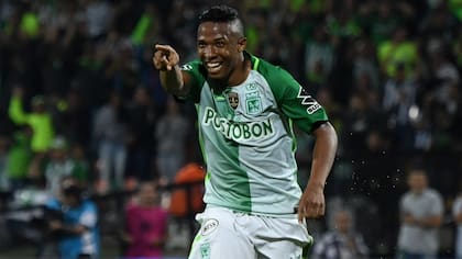 Andrés Ibargüen llega a Racing