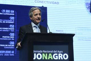 Le sacan frecuencias a Arsat y las licitarán entre proveedores de telefonía