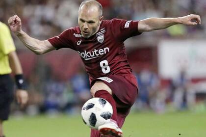 Andrés Iniesta, campeón mundial en Sudáfrica 2010, está haciendo dinero en Vissel Kobe, de Japón; a pesar de sus 37 años está en el sexto lugar en ingresos entre futbolistas.