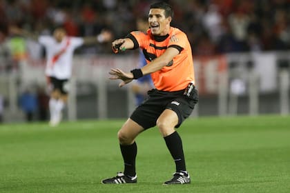 Andrés Merlos, árbitro del partido
