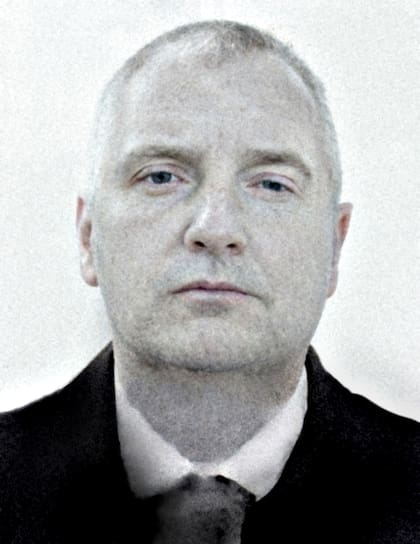 Andrés Vázquez, jefe de la DGI, en la foto de su pasaporte, incluida en los registros de constitución de sus sociedades offshore