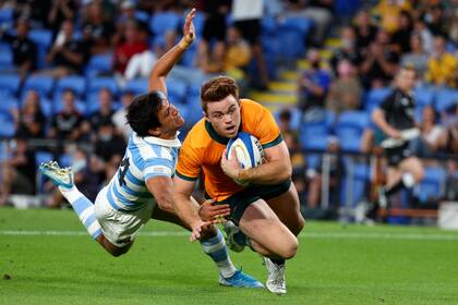 Andrew Kellaway le hizo 15 puntos a la Argentina por el costado derecho de su defensa.