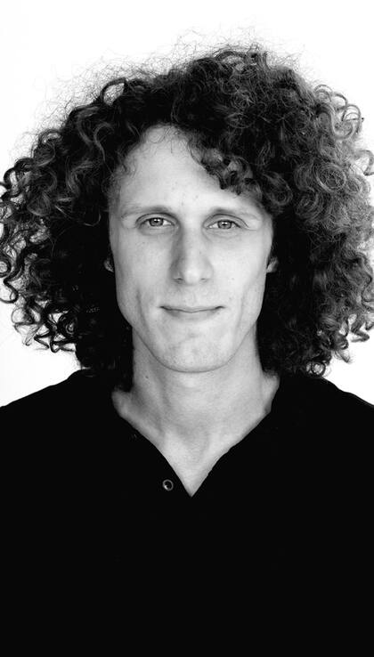 Andrew Morgan le da voz a los que trabajan en condiciones de explotación