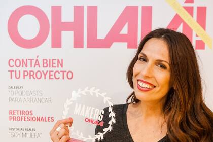 Andy Clar, creadora de @chicasenny y @chicasdeviaje, recibió el galardón del emprendedorismo.