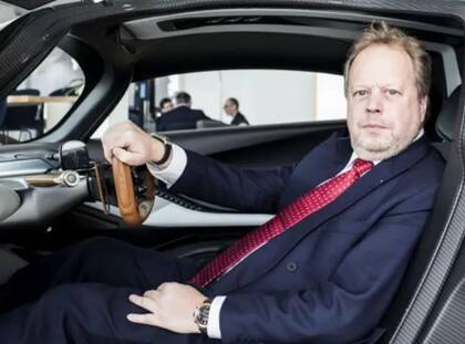 Andy Palmer, veterano de la industria automovilística, afirma que los aranceles a los automóviles sofocan la innovación