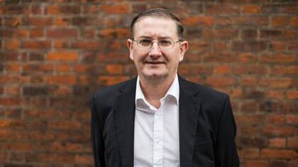 Andy trabaja con la organización benéfica de Reino Unido GambleAware en una campaña para reducir el estigma asociado a menudo con la adicción al juego