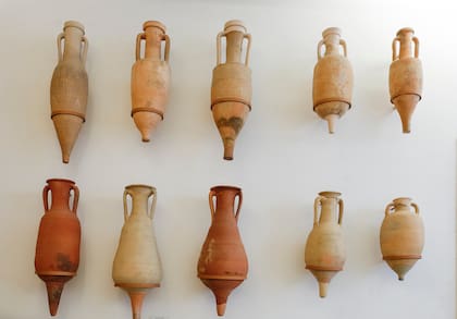 Ánforas del Imperio Romano en el Museo Arqueológico de Sevilla