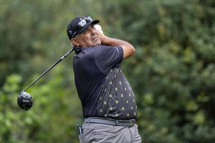 Angel Cabrera anotó un birdie en el 4 y luego sumó tres bogeys