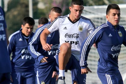 Angel Correa al frente en la práctica; el atacante de Atlético de Madrid será uno de los que ingrese desde el comienzo ante Marruecos