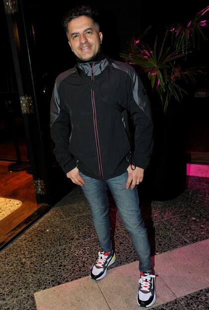 Ángel De Brito llegando al exclusivo restautante de San Isidro donde Vades celebró su cumpleaños