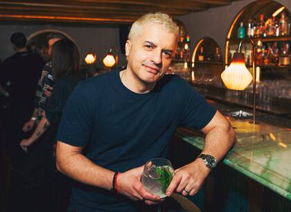 Angel de Brito realizó un trabajo totalmente distinto al rubro que lo llevó al éxito.