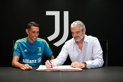 Ángel Di María tuvo cinco transferencias en su carrera y en cuatro algún club pagó por él