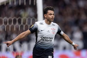 Hizo inferiores en el club y vuelve para aportar goles a Boca, un equipo sin delanteros