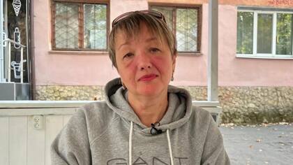 Angela dice que vio cómo un dron mató a su esposo fuera de su casa