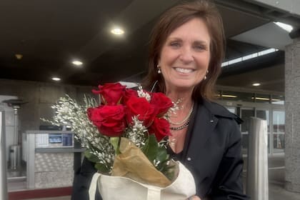 Angela Paxton es una senadora estatal republicana de Texas que representa al Distrito 8