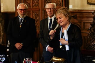 "Cada vez es más intensa la relación entre el poder y las palabras"