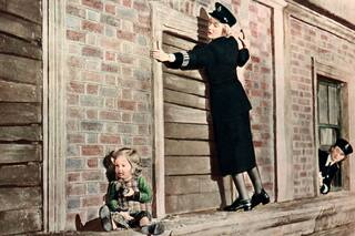 Una cineasta con frescura, humor y distinción