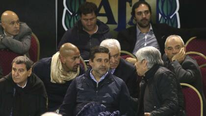 Angelici quiere a Verón al frente de la Superliga