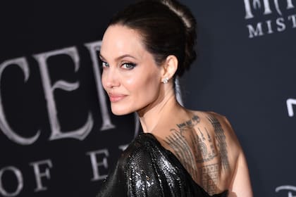 Angelina Jolie, siempre elegante y orgullosa de su familia