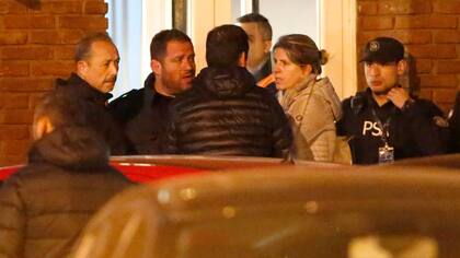 Angustiante espera de los familiaresde los tres ocupantes