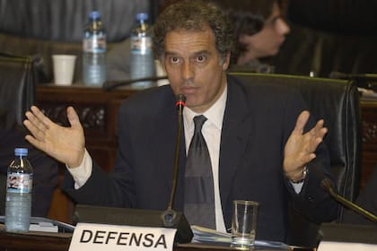 Aníbal Ibarra fue destituido por mal desempeño en marzo de 2006