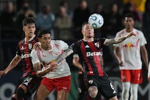 River no puede con Bragantino, que tuvo las situaciones más claras en el primer tiempo