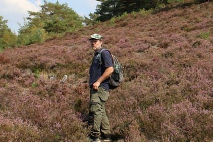 El científico Mike Waite de Surrey Wildlife Trust, afirmó estar encantado de haber demostrado la existencia de la gran araña zorro