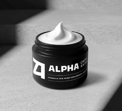 Anmat prohbió la venta de la crema antiage, Alpha Men Care, en su lote 283624.
