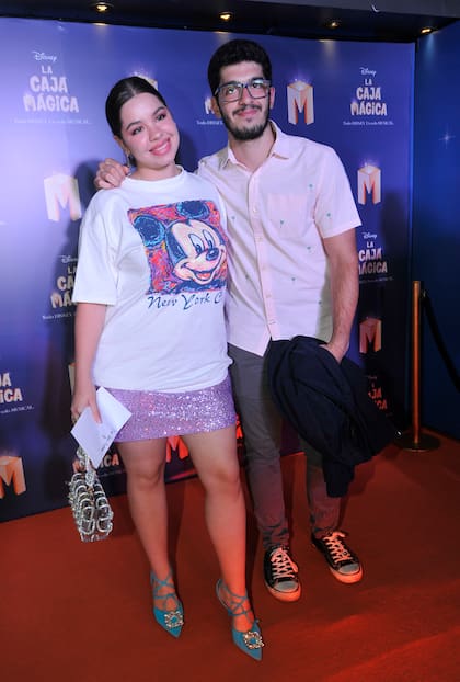 Anna del Boca junto a su novio