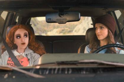 Anna Kendrick en Dummy, una de las series originales con las que debutó la aplicación 