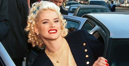 Anna Nicole Smith falleció a los 39 años en dudosas circunstancias