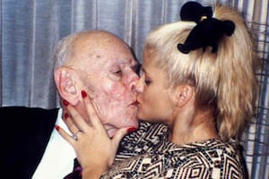 La boda entre la Conejita de Playboy y el magnate petrolero de 89 años que terminó con una muerte y desató una batalla legal