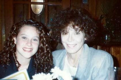 Annabel Montgomery con su hija Melanie; la última foto que compartió Daniel, exesposo de la recordada Fanne Foxe