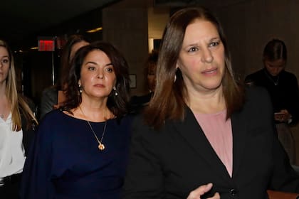 Annabella Sciorra se retira tras declarar en el juicio contra Harvey Weinstein