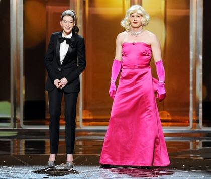 Anne Hathaway y James Franco en la conducción de los Oscar