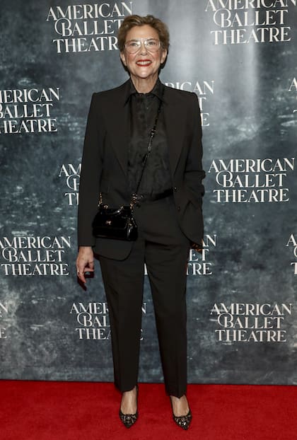 Annette Bening concurrió a la gala del American Ballet Theatre en Nueva York