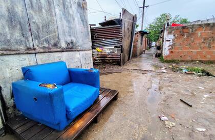 Anoche asesinaron a dos hombres en la zona sur oeste de Rosario, con estos dos homicidios ya son cinco las víctimas relacionadas al narcotráfico en lo que va del mes de octubre.