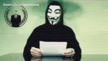 Anonymous amenazó a Donald Trump a horas de su llegada a la Casa Blanca