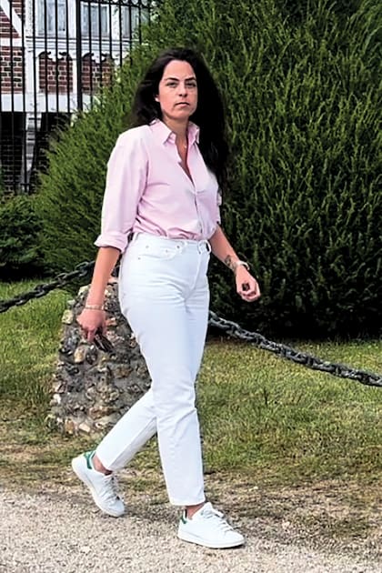 Anouchka en La Brûlerie el sábado 24, día del entierro de su padre.