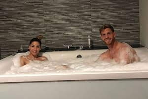 Ansaldi le respondió a un usuario que lo insultó por la foto en el jacuzzi